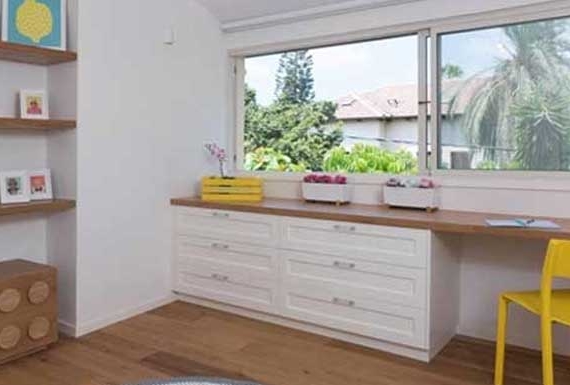 פרקט עץ טבעי בבית