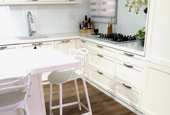 רצפת פרקט למטבח כפרי