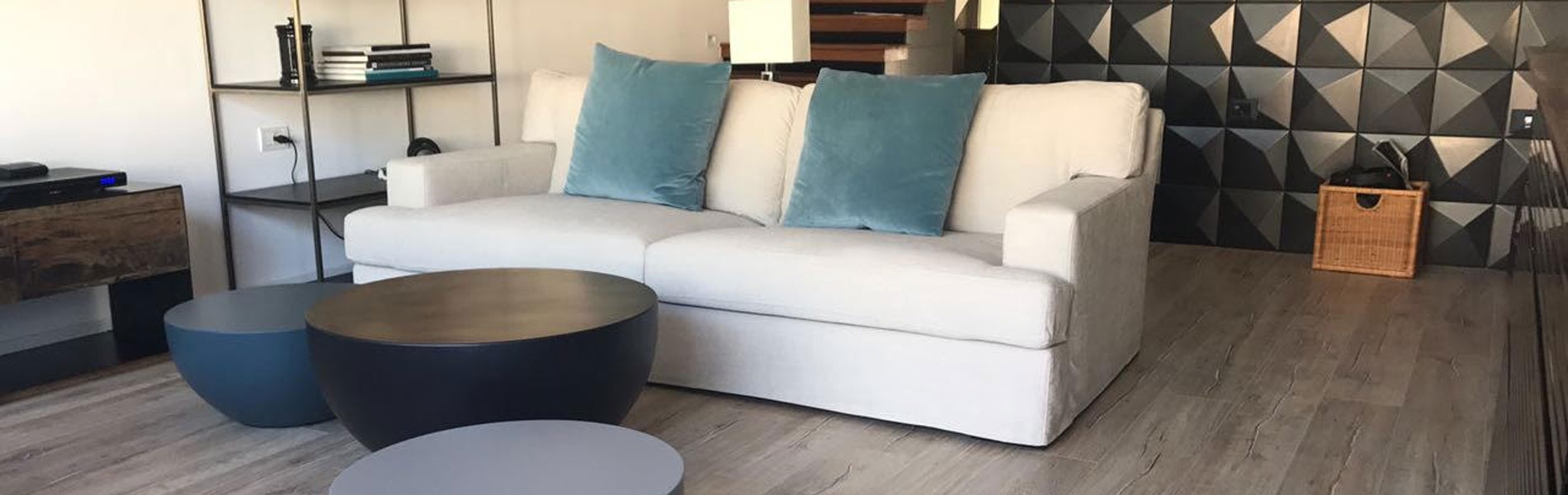 פרוייקטים מעוצבים - התקנת פרקט אלון בוילה ביבנה - ארודור פרקטים